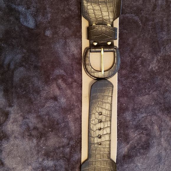 Belt - Picture 2 of 4